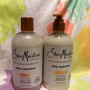 Shea Moisture Daily Hydration  Set of Shampoo and Conditioner - White and Brown